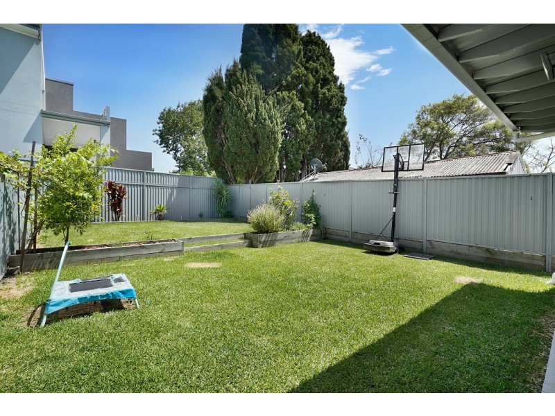 114 Davies Rd, Padstow NSW 2211