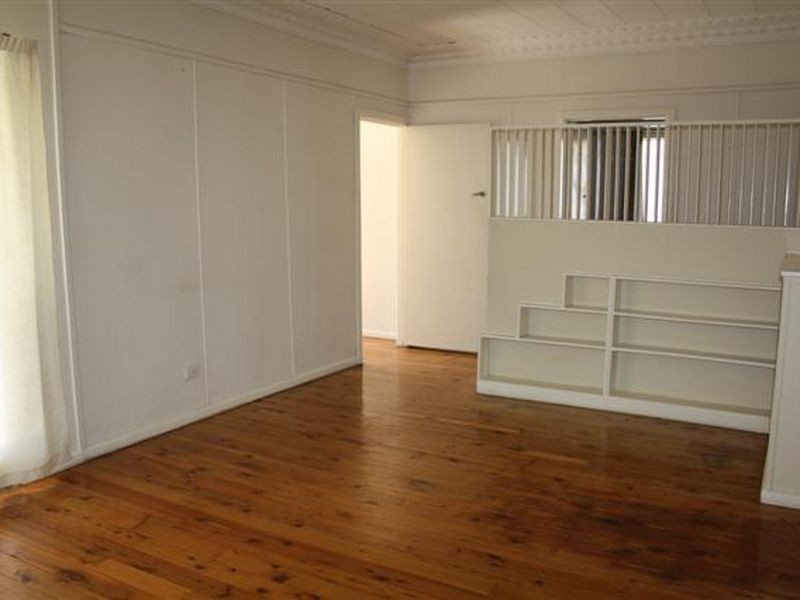 27 RAILWAY PARADE, Condell Park NSW 2200