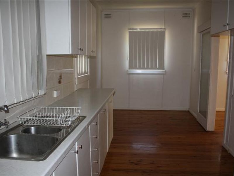 27 RAILWAY PARADE, Condell Park NSW 2200