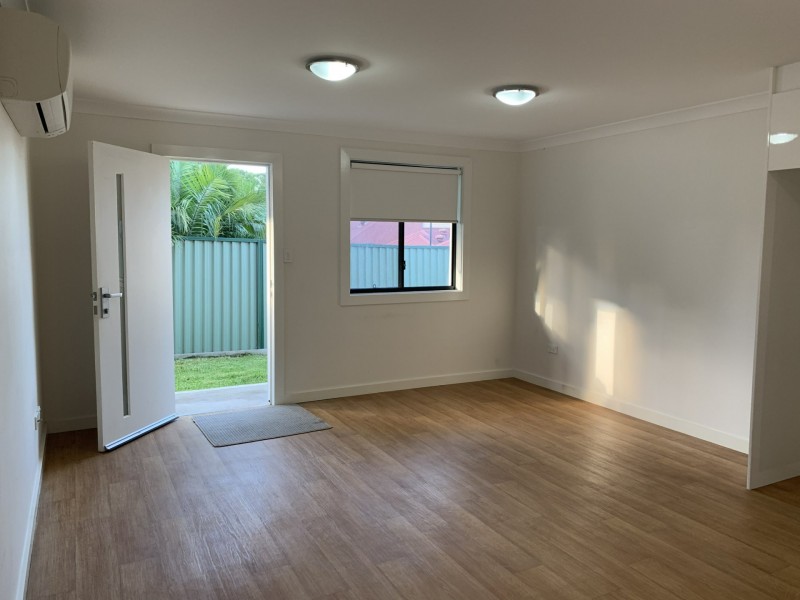 1/9 Wright Close, Georges Hall NSW 2198