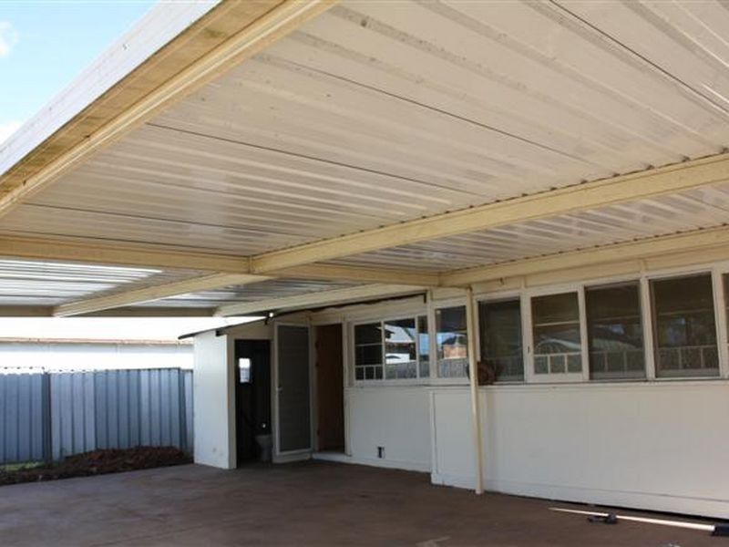 138 NORTHAM AVE, Bankstown NSW 2200