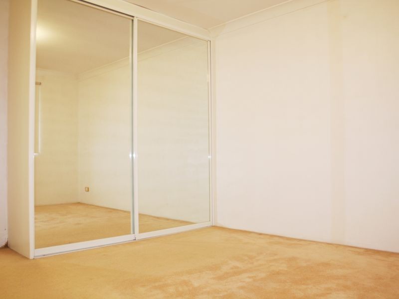 27/6-10 SIR JOSEPH BANKS STREET, Bankstown NSW 2200