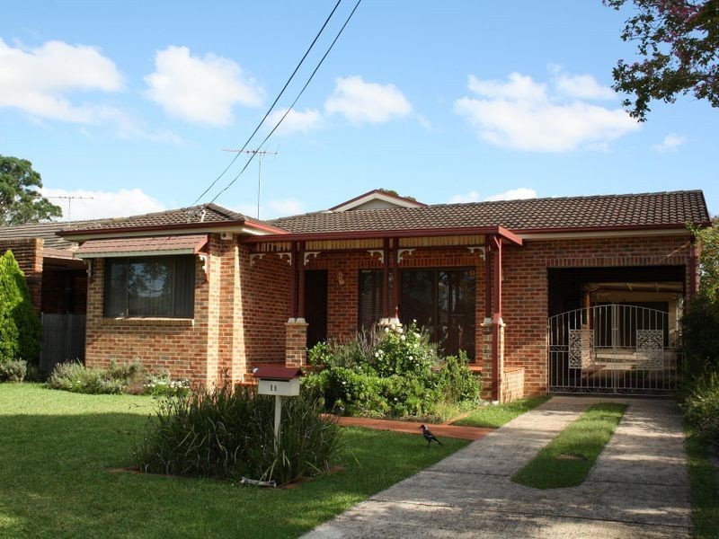 11 Lorando Ave, Sefton NSW 2162
