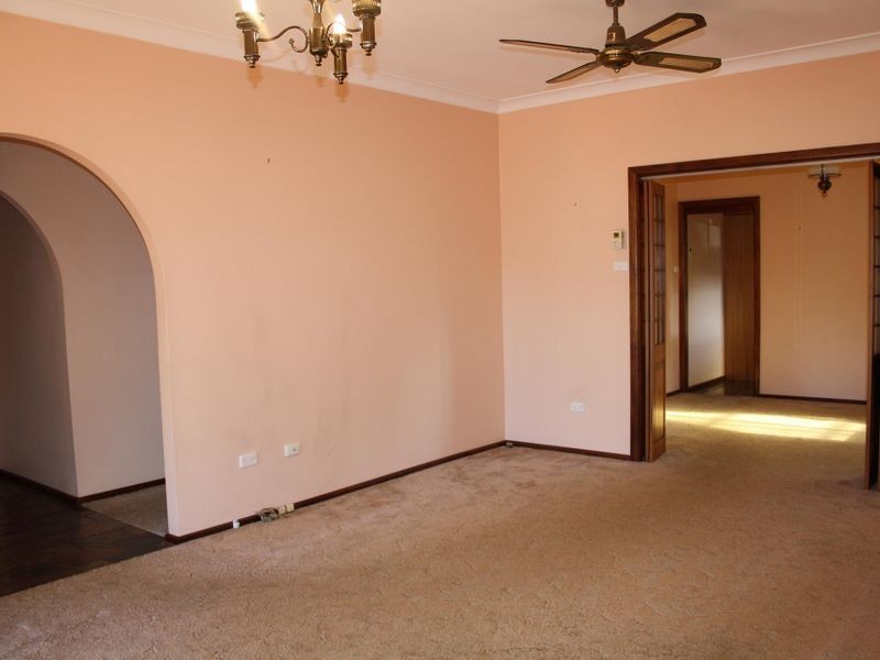 11 Lorando Ave, Sefton NSW 2162