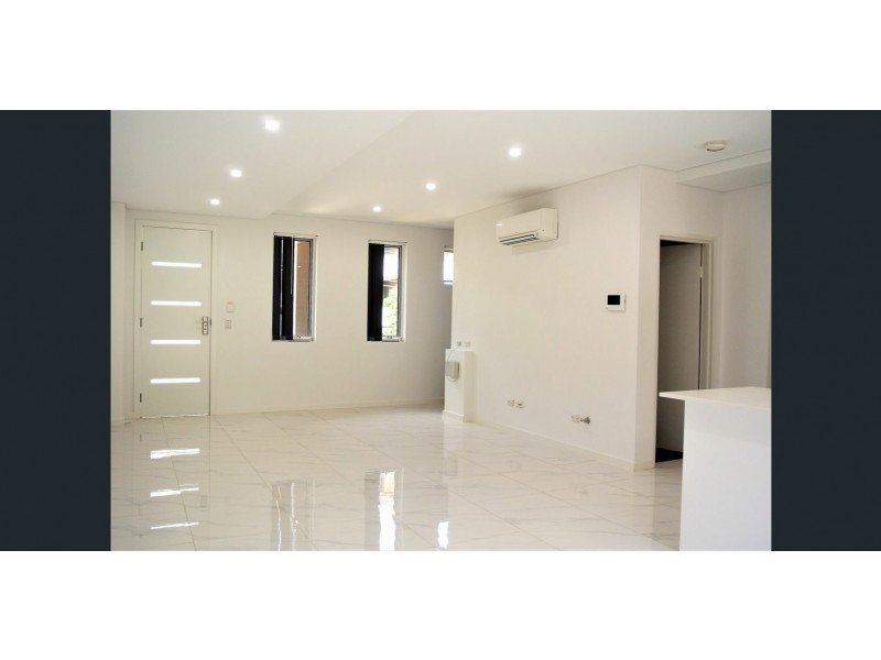 4/2 Clarke Street, Berala NSW 2141
