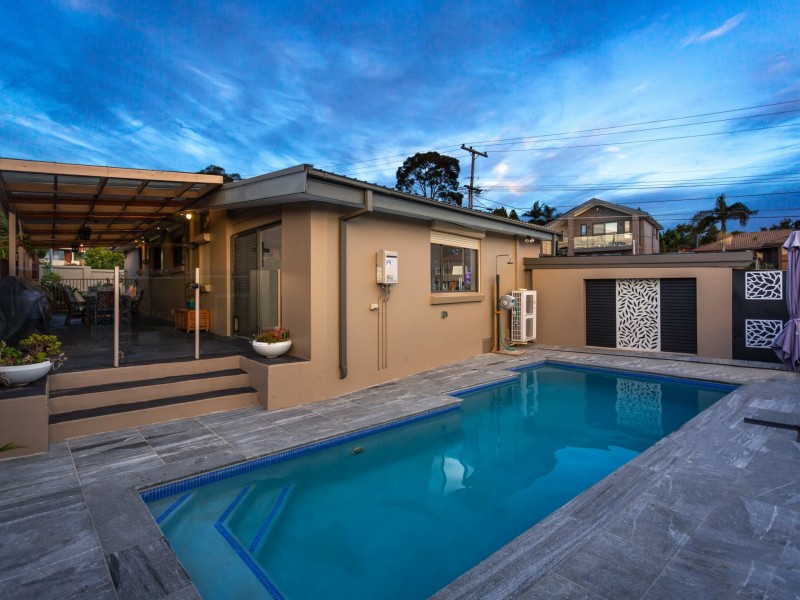 1 Briar Place, Georges Hall NSW 2198