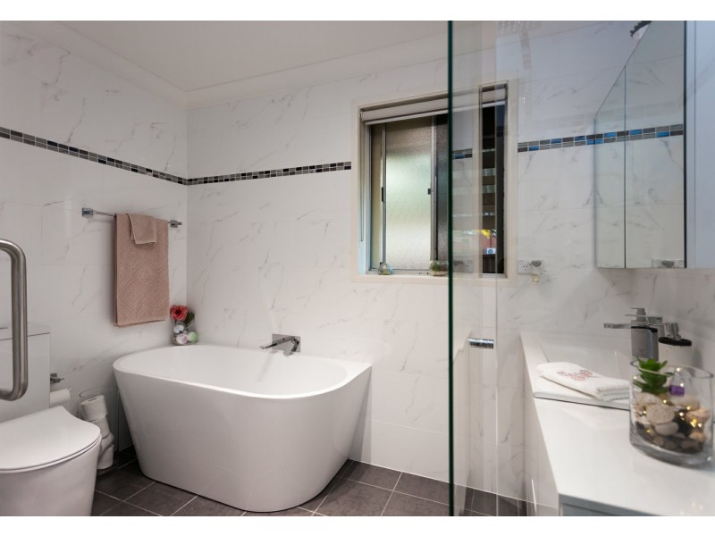 1 Briar Place, Georges Hall NSW 2198
