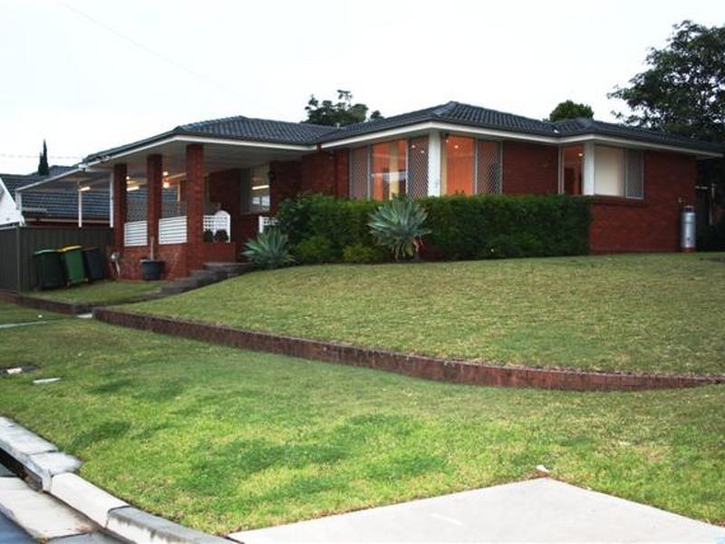 22 KURRAJONG AVE, Georges Hall NSW 2198