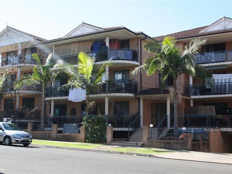 15/37 SIR JOSEPH BANKS ST, Bankstown NSW 2200