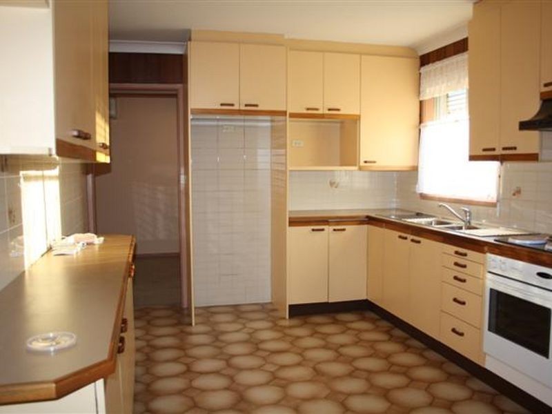 59 JACARANDA DRIVE, Georges Hall NSW 2198