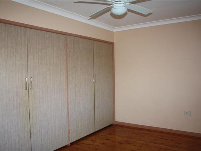 59 JACARANDA DRIVE, Georges Hall NSW 2198