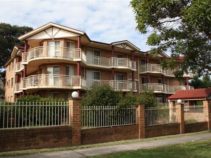 6/25-27 CAIRDS AVENUE, Bankstown NSW 2200