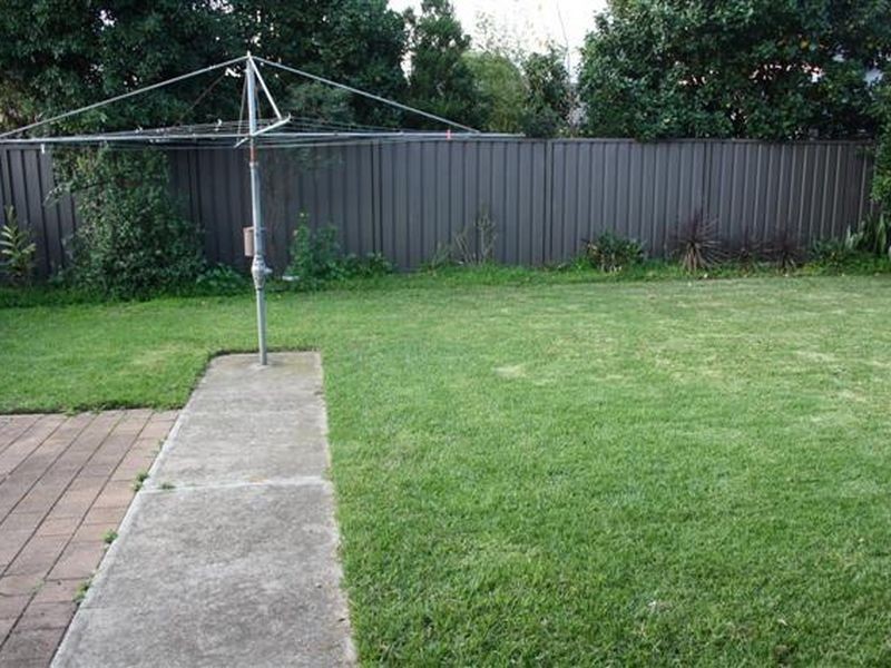 1/26 Kurrajong Avenue, Georges Hall NSW 2198