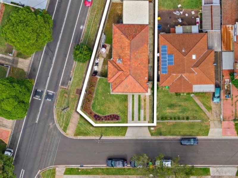 1A Buckland Street, Greenacre NSW 2190