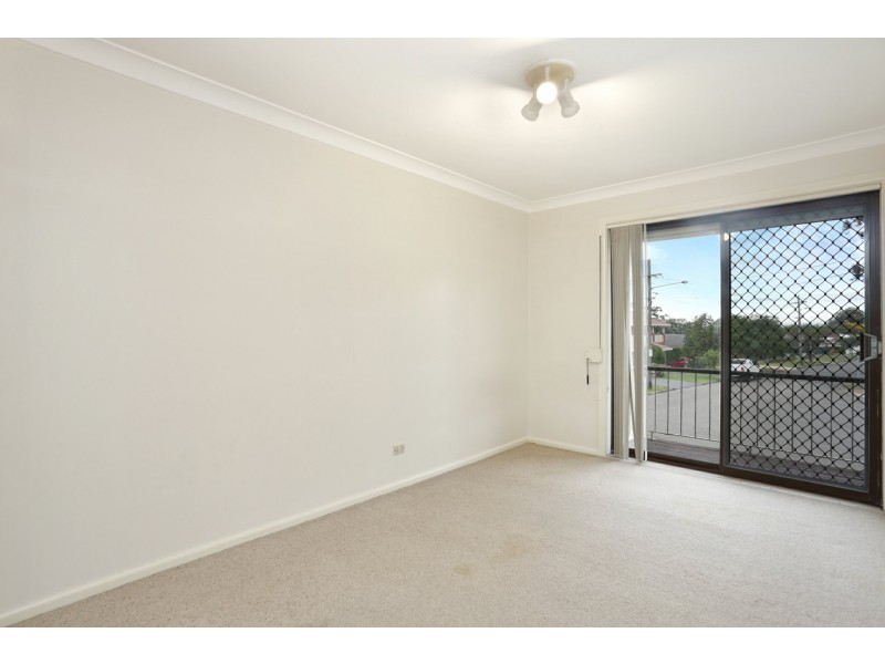 25 Ayres Crescent, Georges Hall NSW 2198