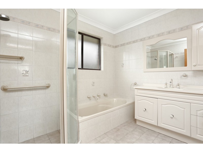 25 Ayres Crescent, Georges Hall NSW 2198