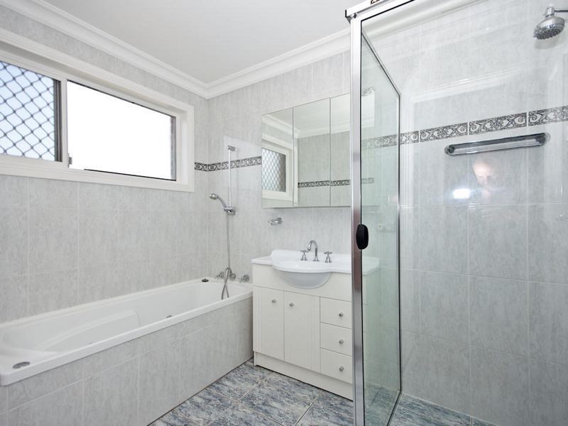 13 Saric Avenue, Georges Hall NSW 2198