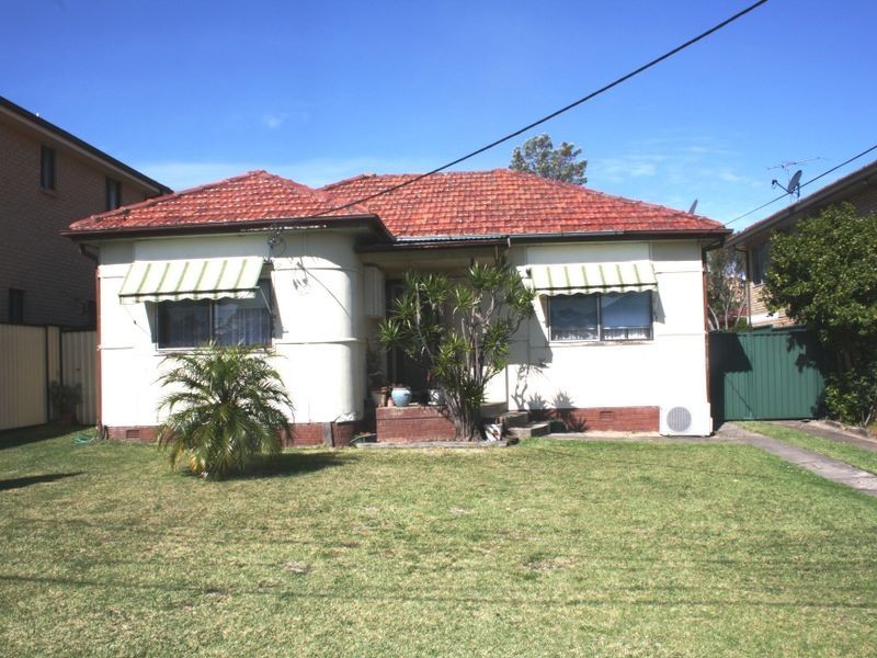 4 Jellicoe Street, Condell Park NSW 2200