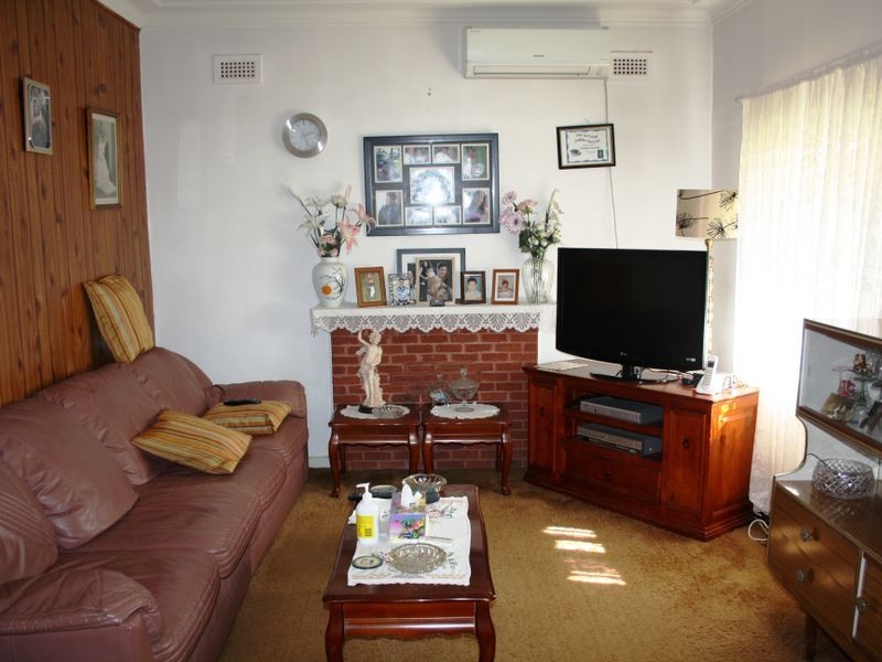 4 Jellicoe Street, Condell Park NSW 2200