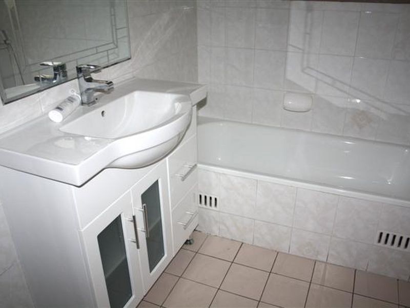 16 Leighdon Street, Bass Hill NSW 2197