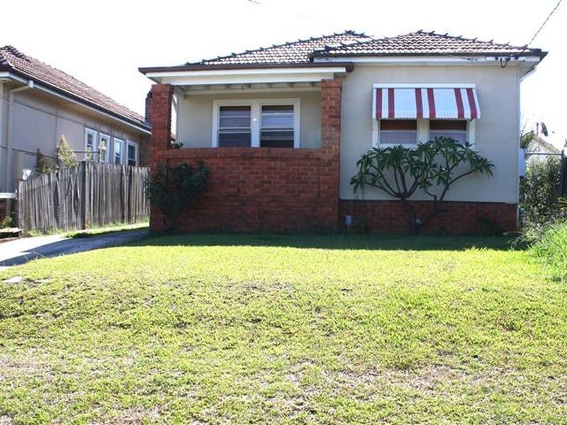 21 Market Street, Condell Park NSW 2200