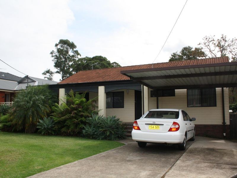 80 Tompson Road, Panania NSW 2213