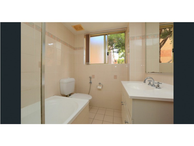11/12-14 Dellwood Street, Bankstown NSW 2200