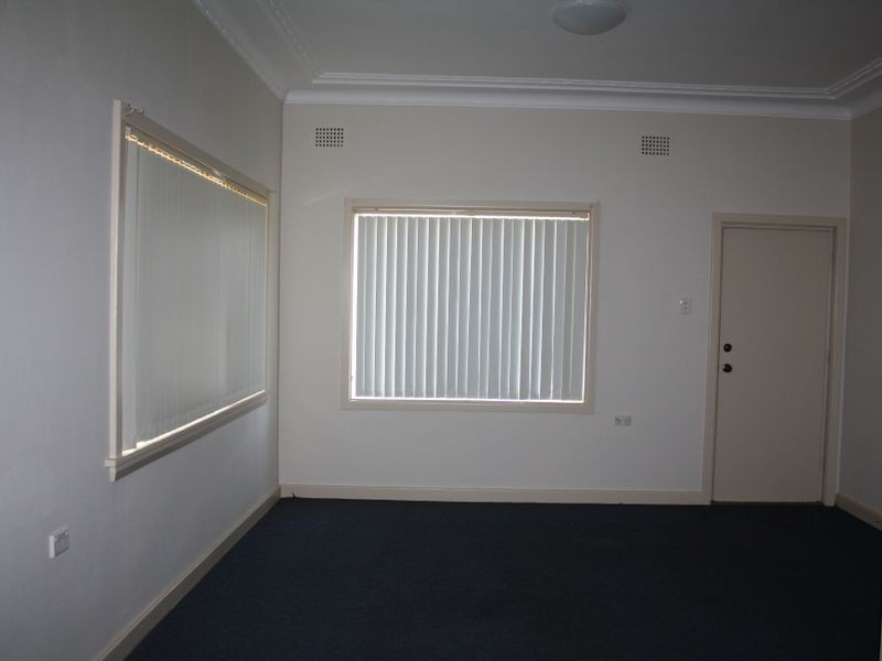 323 Hume Hwy, Bankstown NSW 2200