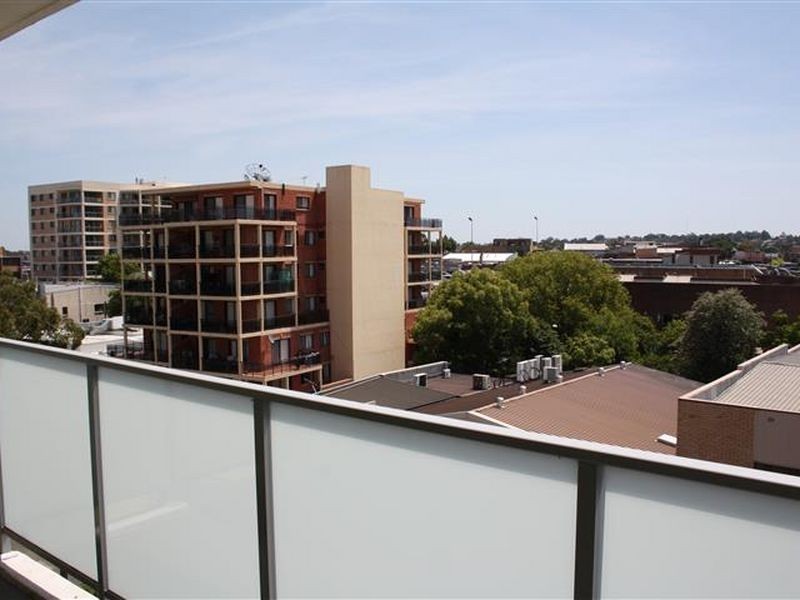 54/4B West Terrace, Bankstown NSW 2200