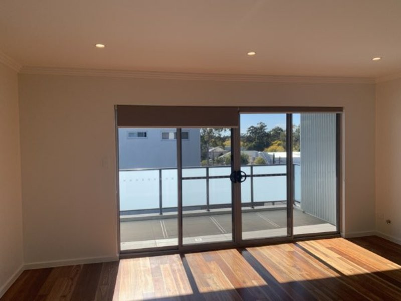 Apartment 306/17 Maclaurin Avenue, East Hills NSW 2213