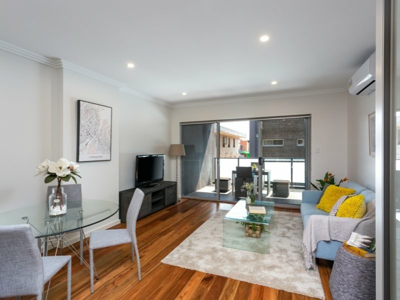 Apartment 306/17 Maclaurin Avenue, East Hills NSW 2213