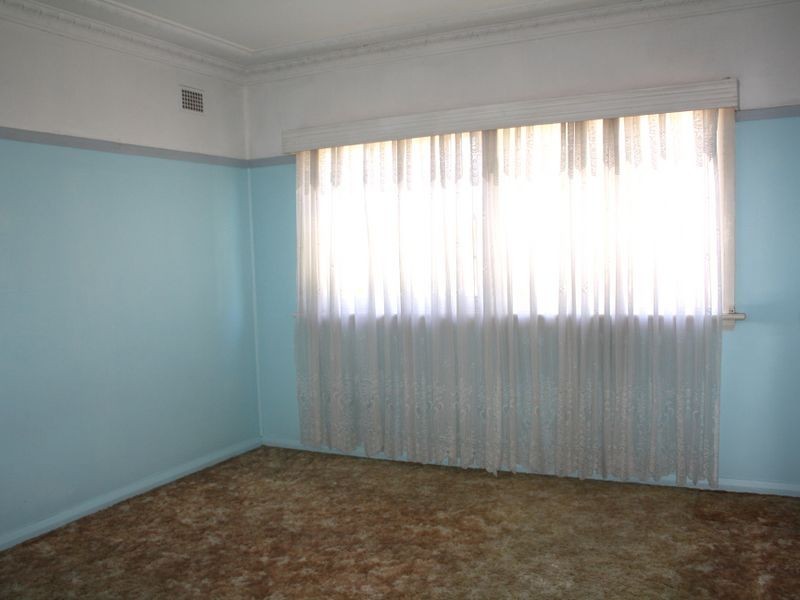 6 Charlton Street, Yagoona NSW 2199