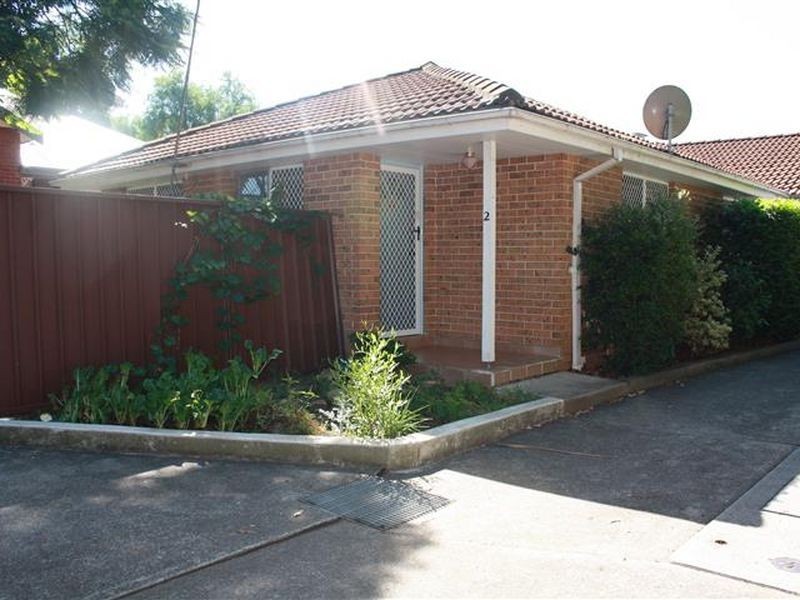 2/39 Emery Avenue, Yagoona NSW 2199