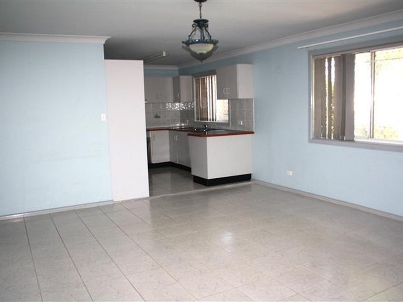 2/39 Emery Avenue, Yagoona NSW 2199