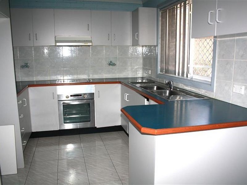 2/39 Emery Avenue, Yagoona NSW 2199