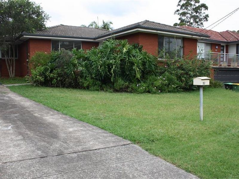 10 Lincoln Road, Georges Hall NSW 2198