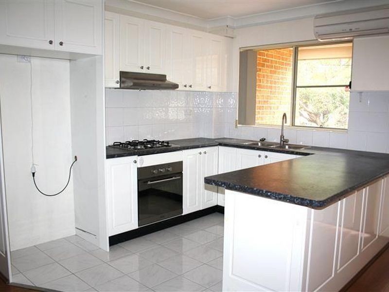 6/45-47 REYNOLDS AVE, Bankstown NSW 2200