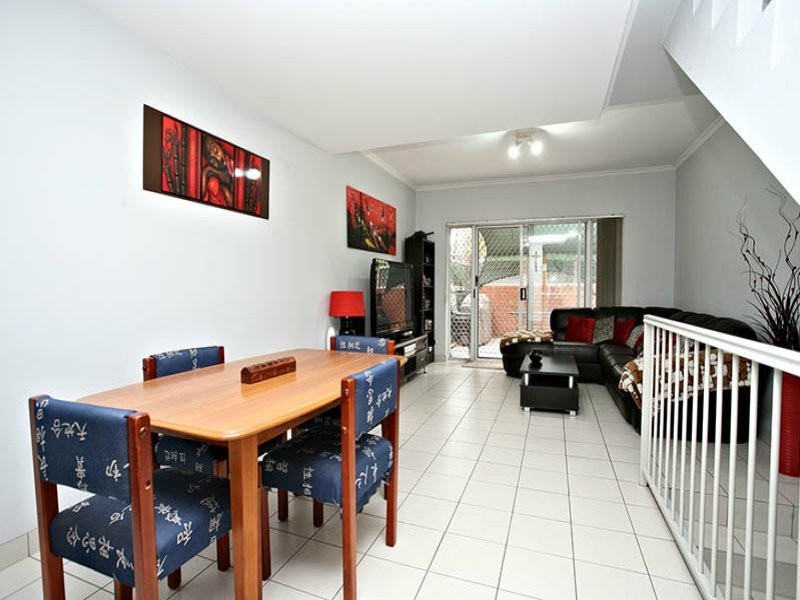 2/73-75 Reynolds Avenue, Bankstown NSW 2200