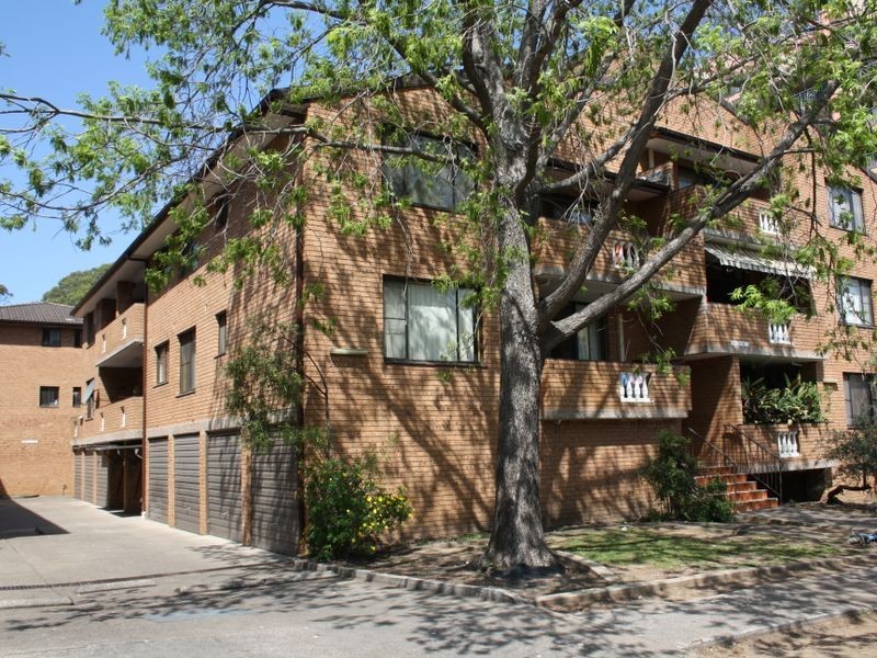 14/15 Jacobs Street, Bankstown NSW 2200