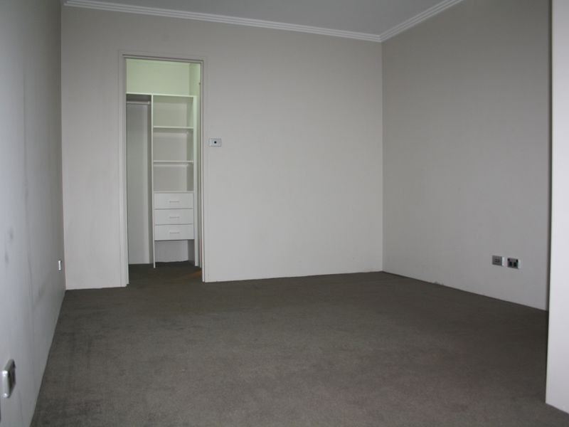 20/4 WEST TERRACE, Bankstown NSW 2200