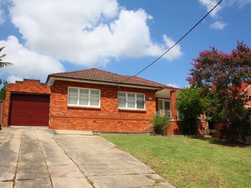 97 Bellevue Ave, Georges Hall NSW 2198