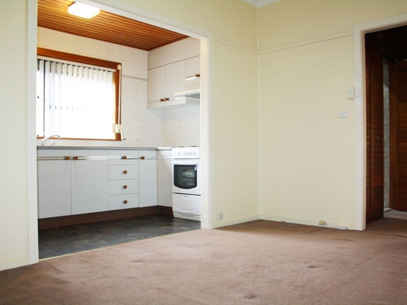 33 SHENTON AVE, Bankstown NSW 2200