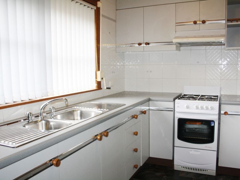 33 SHENTON AVE, Bankstown NSW 2200