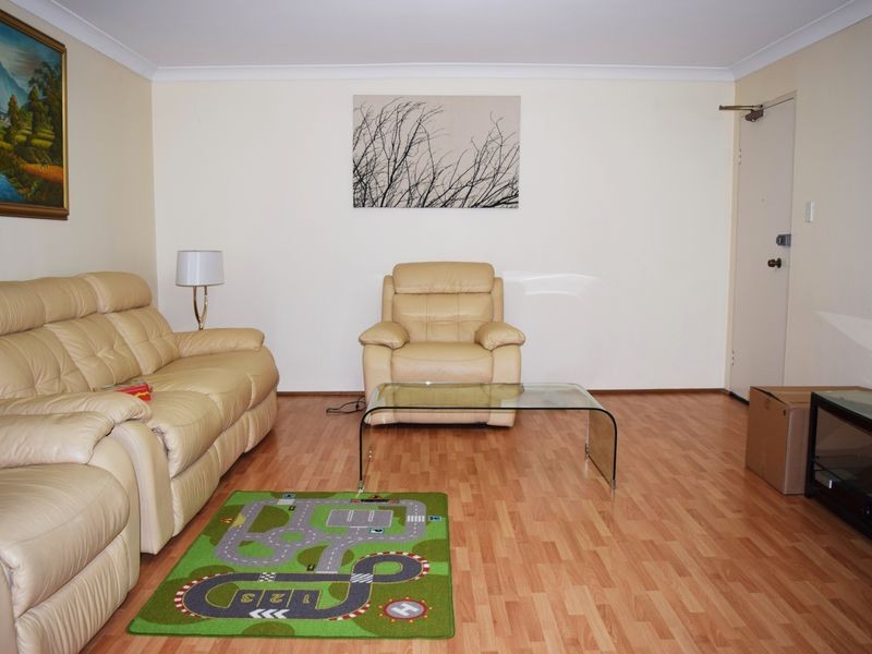 8/113 Meredith Street, Bankstown NSW 2200