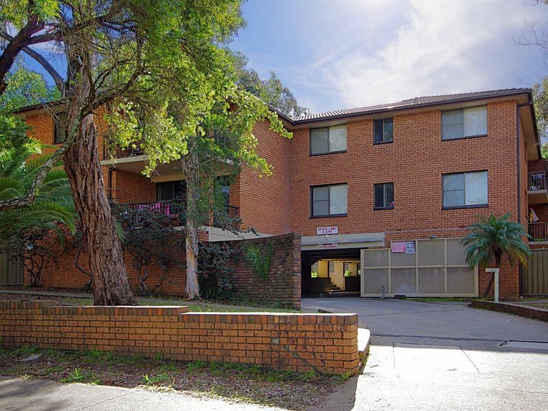 8/12-14 DE WITT STREET, Bankstown NSW 2200
