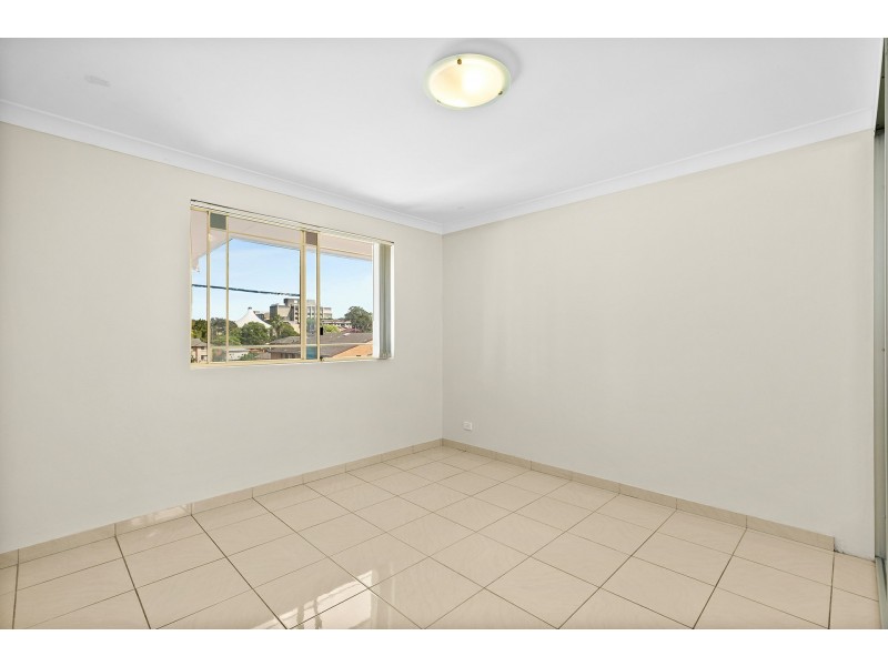 27/6-10 Sir Joseph Banks Street, Bankstown NSW 2200