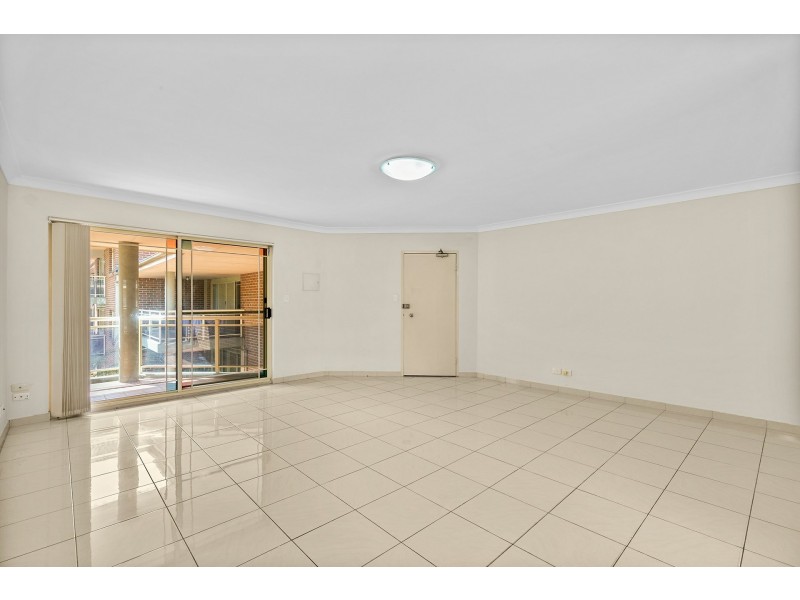 27/6-10 Sir Joseph Banks Street, Bankstown NSW 2200