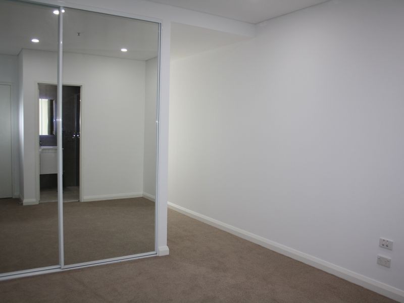 802/61 RICKARD ROAD, Bankstown NSW 2200