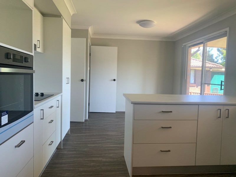 20 Oak Drive, Georges Hall NSW 2198