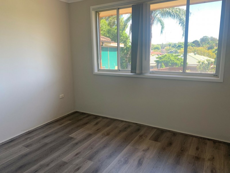 20 Oak Drive, Georges Hall NSW 2198